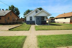 Pre-foreclosure in  9TH AVE NE Minot, ND 58703