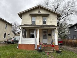 Pre-foreclosure in  BELLEVUE AVE Springfield, OH 45503