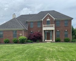  Wildflower Dr, Pickerington OH