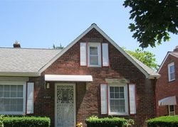 Pre-foreclosure in  W 57TH ST Cleveland, OH 44144