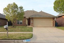 Pre-foreclosure in  W 7TH ST Edmond, OK 73003