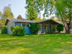 Pre-foreclosure in  BLOSSOM ST Eugene, OR 97405