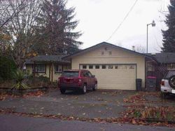 Pre-foreclosure Listing in NW 11TH ST MCMINNVILLE, OR 97128