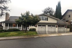 Pre-foreclosure in  MIRA MAR AVE Medford, OR 97504