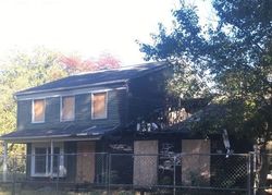 Pre-foreclosure Listing in CHURCH RD MEDFORD, NJ 08055
