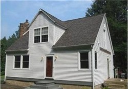 Pre-foreclosure in  HEMLOCK ST Palmerton, PA 18071