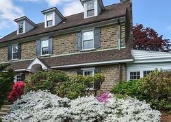 Pre-foreclosure in  W QUEEN LN Philadelphia, PA 19129