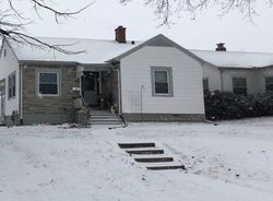  39th St, Rock Island IL