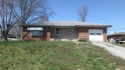 Pre-foreclosure in  CASS ST Smithton, IL 62285