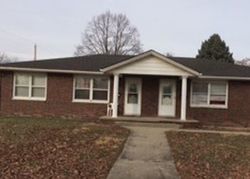 Pre-foreclosure in  FRANCELLA CT Springfield, IL 62702