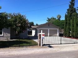 Pre-foreclosure in  RIVER RD Modesto, CA 95351