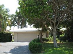 Pre-foreclosure in  NE 31ST CT Pompano Beach, FL 33064