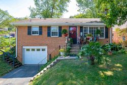 Pre-foreclosure in  SPRING HILL RD Staunton, VA 24401