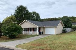 Pre-foreclosure in  EMERALD COURT PL Lenoir City, TN 37771