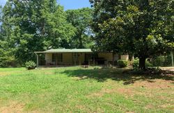 Pre-foreclosure in  JOHNSON RD Birchwood, TN 37308