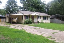 Pre-foreclosure Listing in S WORTHINGTON DR WEST MEMPHIS, AR 72301