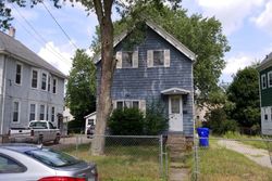 Pre-foreclosure in  BUCKLIN ST Pawtucket, RI 02861