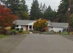 Pre-foreclosure in  SW 61ST AVE Portland, OR 97219