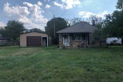 Pre-foreclosure in  HOPKINS AVE Columbus, OH 43223