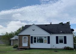 Pre-foreclosure Listing in CORDUROY RD OREGON, OH 43616