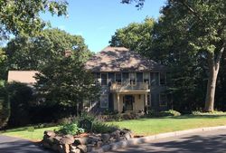 Pre-foreclosure Listing in SYCAMORE RD BRAINTREE, MA 02184