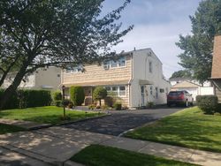 Walter Ave, Hicksville NY
