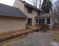  Meadowdale Dr, Newark DE