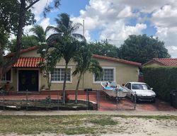 Pre-foreclosure in  NW 38TH ST Miami, FL 33166