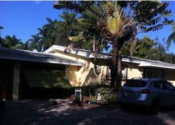 Pre-foreclosure in  NE 154TH ST Miami, FL 33162