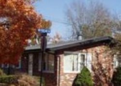  Poplar Dr, Highland IL