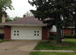  Dobson Ct, South Holland IL