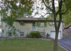 Pre-foreclosure in  MARINE DR Wauconda, IL 60084