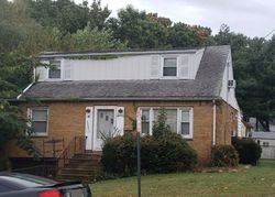 Pre-foreclosure Listing in LEONARD PL NORTH ARLINGTON, NJ 07031