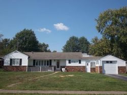 Pre-foreclosure Listing in S MACOUPIN ST GILLESPIE, IL 62033