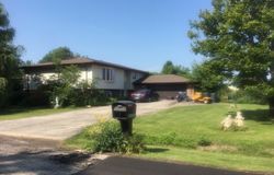 Pre-foreclosure Listing in OAKWOOD AVE LEMONT, IL 60439