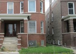 Pre-foreclosure in  N MENARD AVE Chicago, IL 60651
