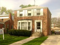 Pre-foreclosure Listing in NORFOLK AVE WESTCHESTER, IL 60154
