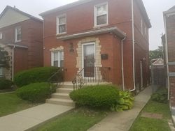 Pre-foreclosure in  S MAY ST Chicago, IL 60620