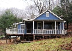 Pre-foreclosure Listing in STEPNEY RD REDDING, CT 06896