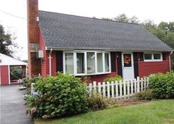 Pre-foreclosure Listing in SUNSET DR SHELTON, CT 06484