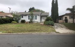 Pre-foreclosure in  PONTIAC ST La Crescenta, CA 91214