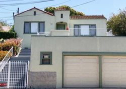Pre-foreclosure in  HYPERION AVE Los Angeles, CA 90029
