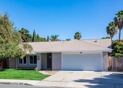 Pre-foreclosure in  AVENIDA SOLEDAD Oceanside, CA 92057