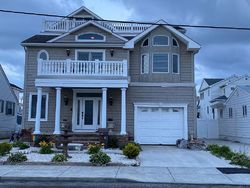 Pre-foreclosure in  6TH ST N Brigantine, NJ 08203