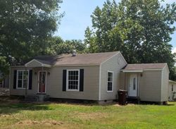 Pre-foreclosure Listing in ROOSEVELT CIR MORRILTON, AR 72110