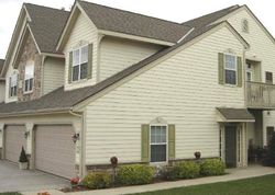 Pre-foreclosure Listing in S STRATFORD RD OAK CREEK, WI 53154