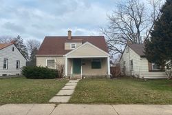  N 52nd St, Milwaukee WI