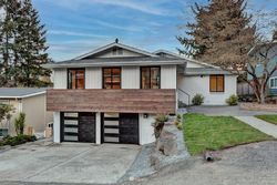 Pre-foreclosure in  39TH AVE NE Seattle, WA 98125