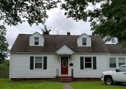 Pre-foreclosure in  OREGON AVE Portsmouth, VA 23701