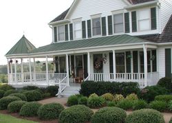 Pre-foreclosure in  PRINCESS GILLIAN CT Fredericksburg, VA 22406
